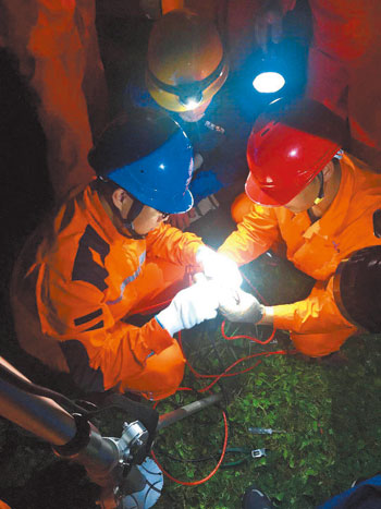 國家電網(wǎng)全力做好抗震救災(zāi)供電保障工作